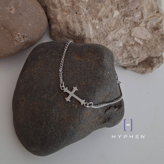 The Elegant Cross Bracelet
