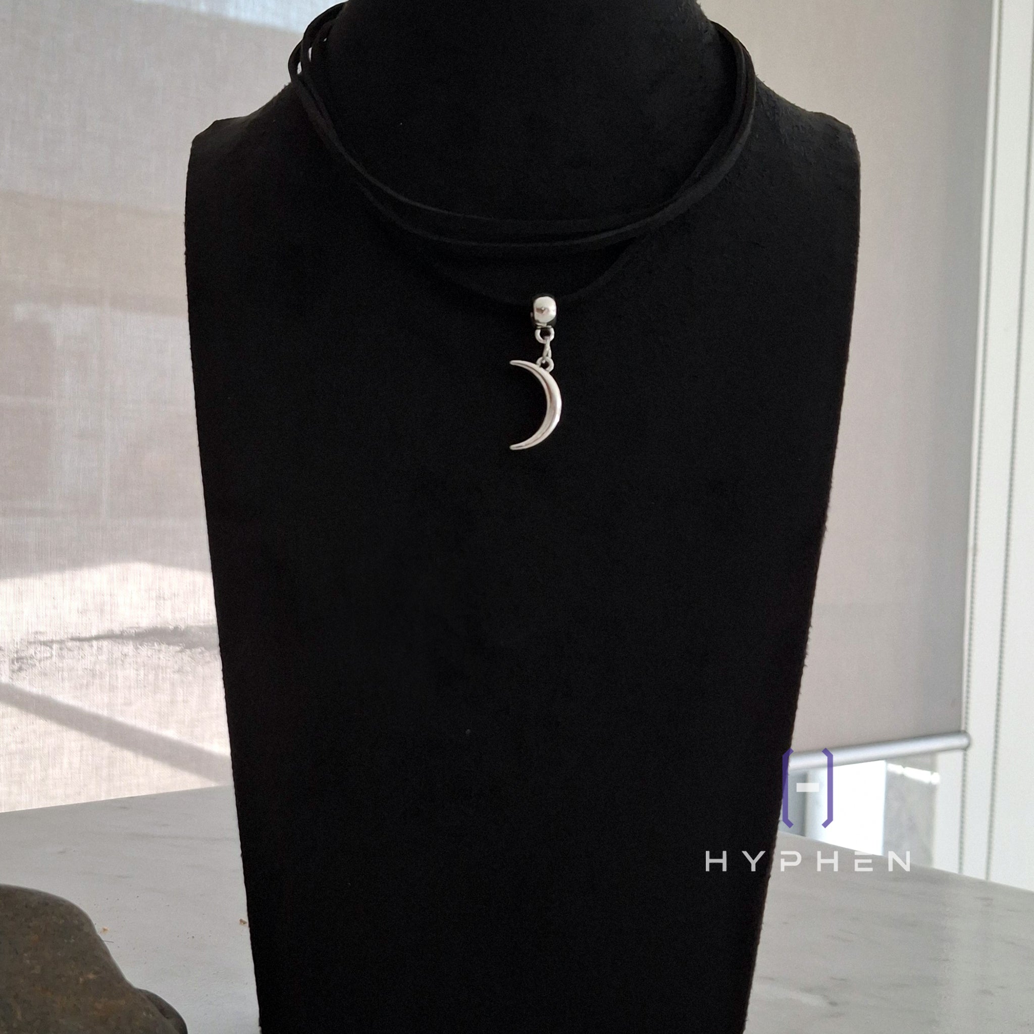 The Lunar Choker