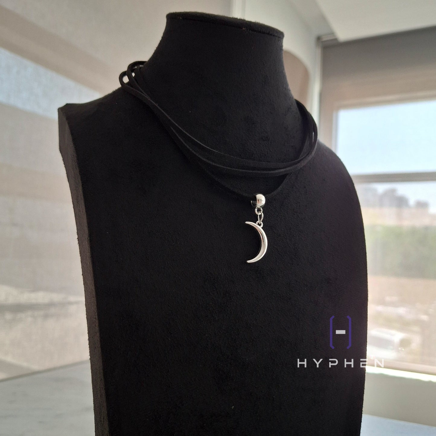 The Lunar Choker