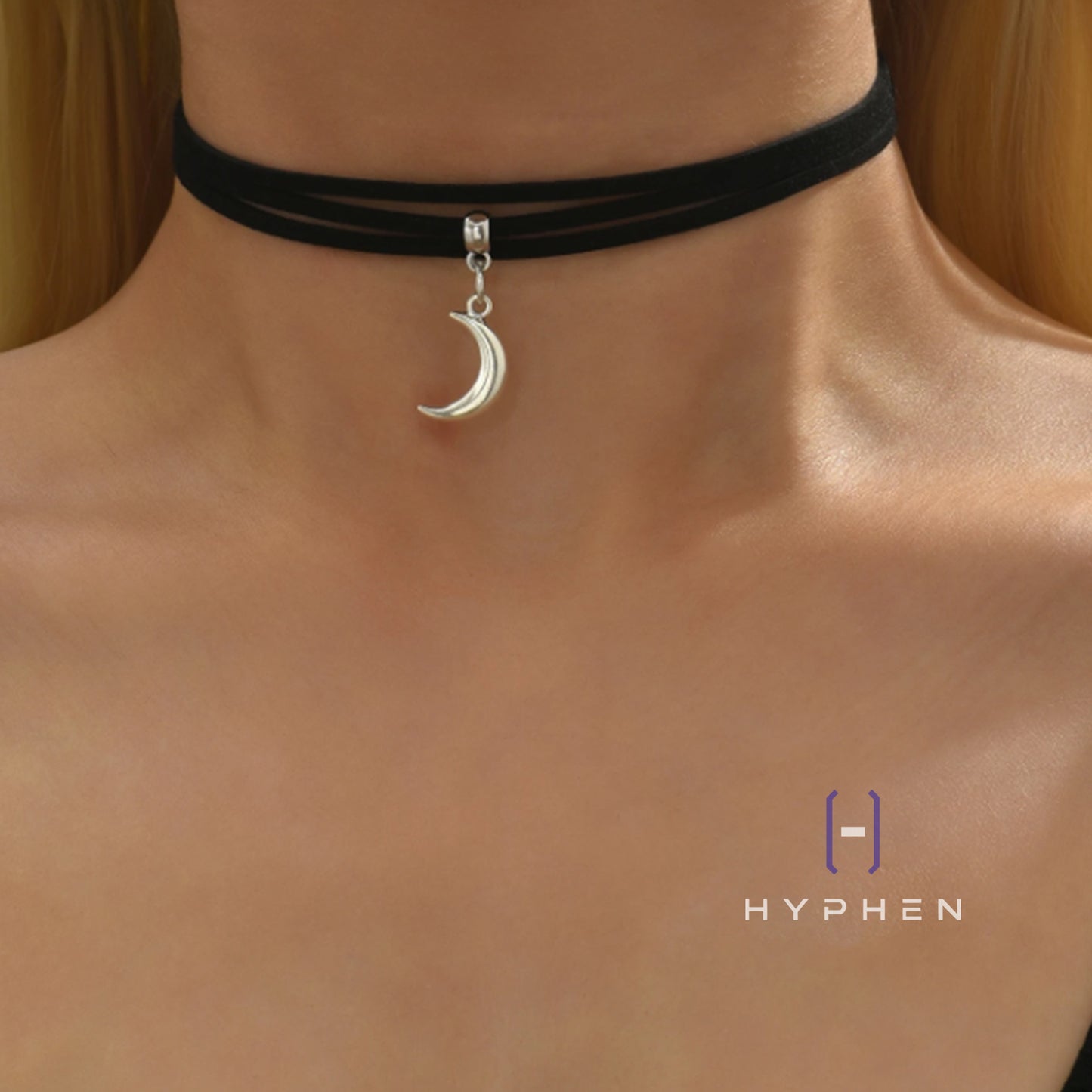 The Lunar Choker