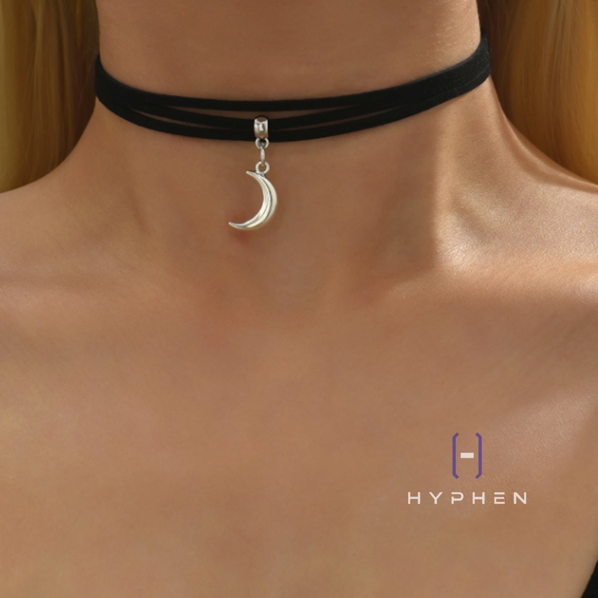 The Lunar Choker